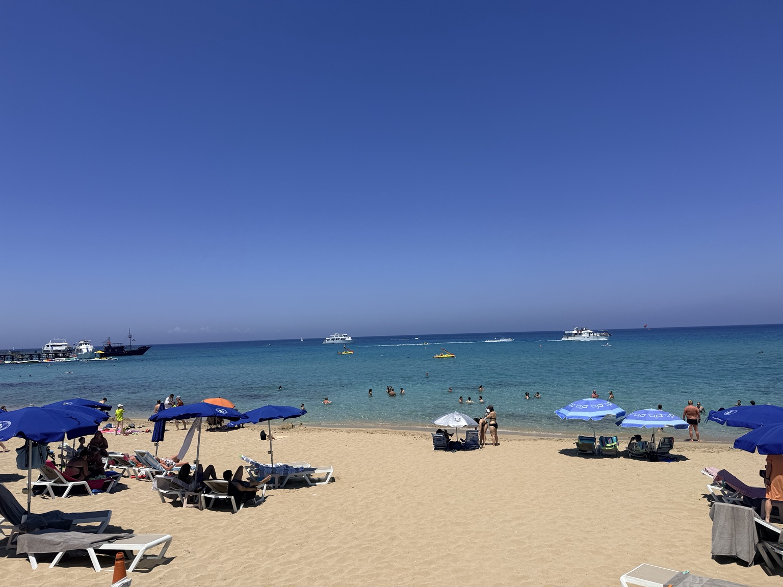 Sea beside Constantinos hotel